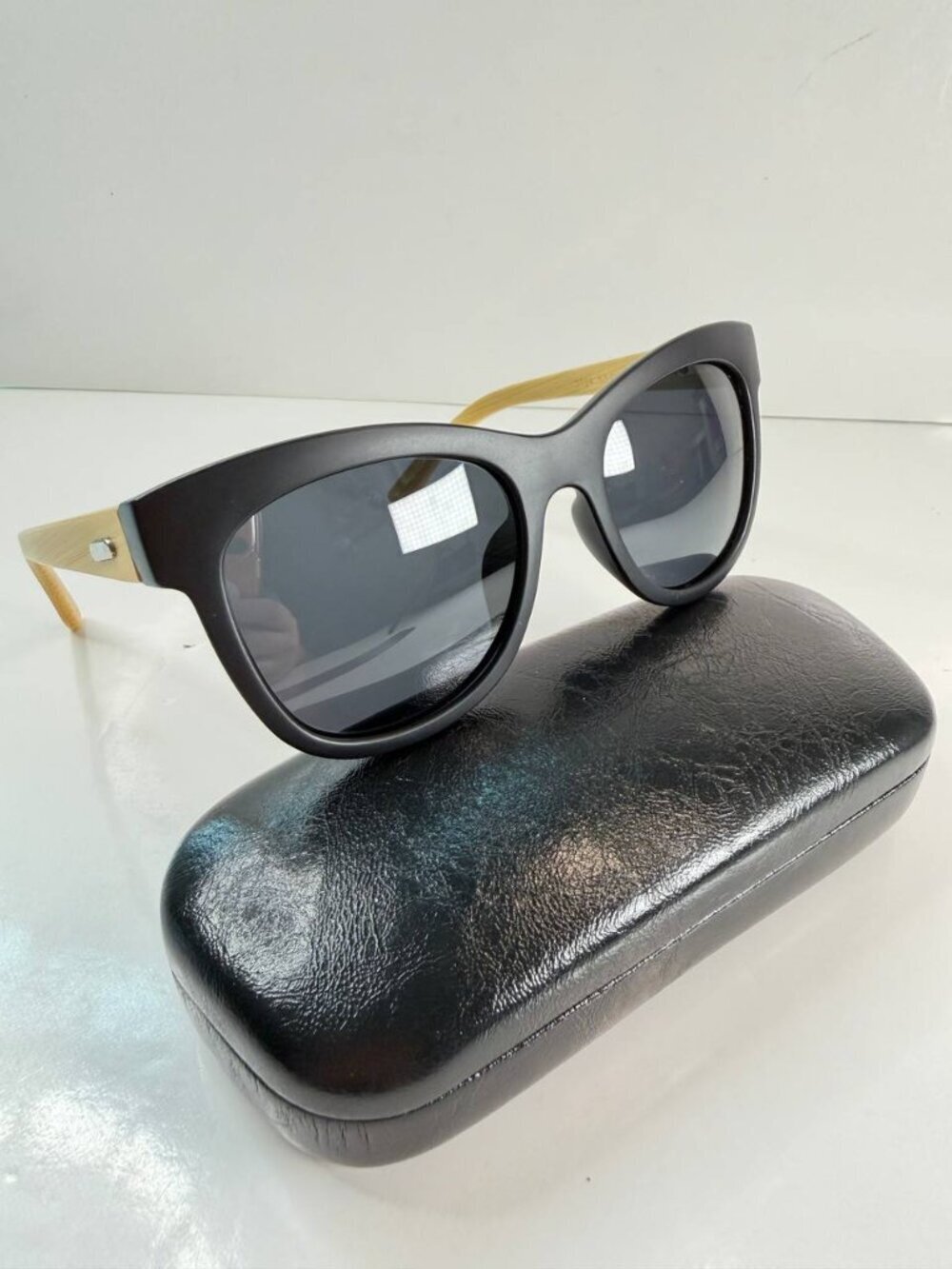Kuma Eyewear Bamboo Sunglasses – Polarized Style – Unique Frame – With Case